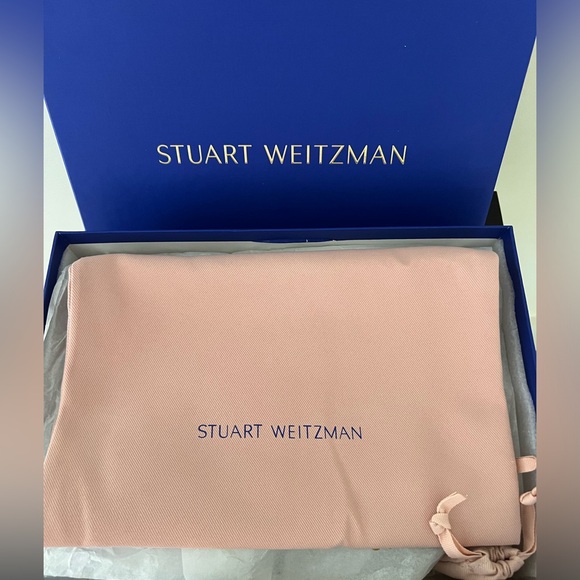 New Stuart Weitzman Goldie
Convertible Sneaker size 9 B - Picture 3 of 13